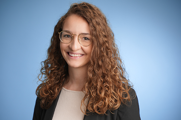 IHK Darmstadt <br> Carina Groß